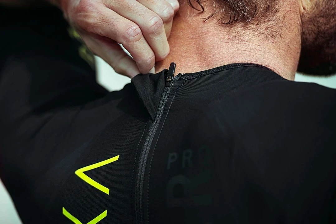 MENS_VIPER_PRO_DETAIL_ZIPPER-p-1080