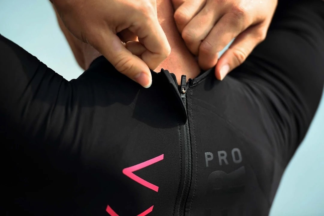 WOMENS_VIPER_PRO_LOGO_DETAIL-p-1080