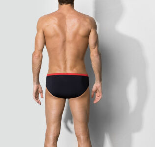 MENS_RACER_BLACK_BACK_v2-min