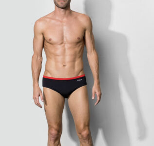 MENS_RACER_NERO-TORO_FRONT_v2-min