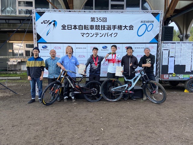 全日本選手権2023MTBダウンヒル Santa Cruz 九島勇気選手優勝&井本はじめ選手3位入賞