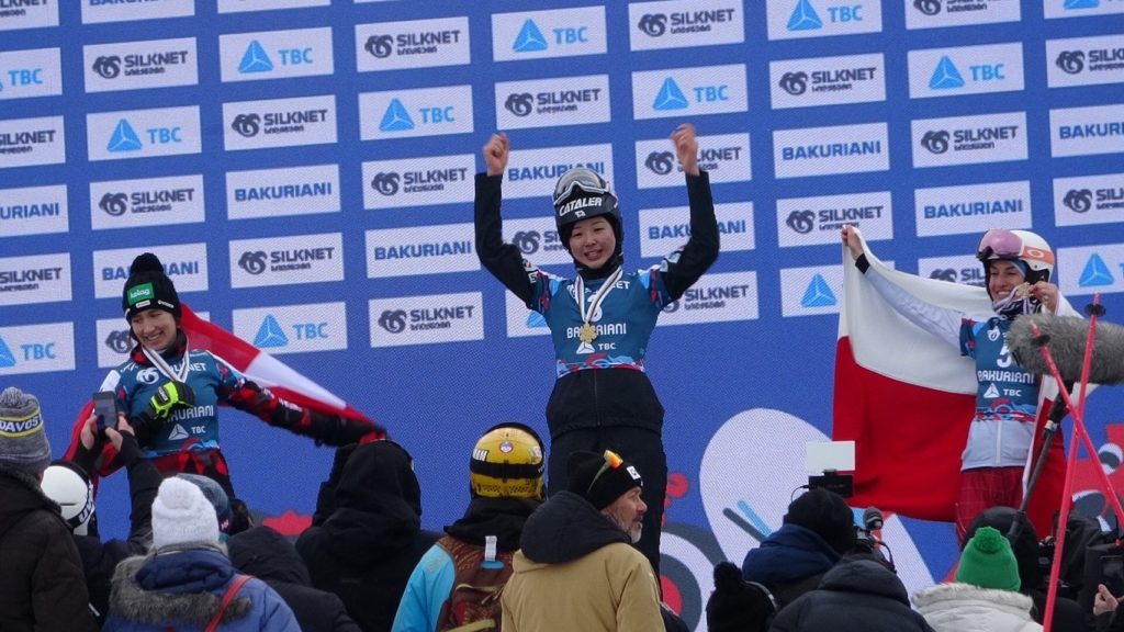 三木つばき選手 2023 FIS 世界選手権大会スノーボード・アルペン 女子パラレル大回転で日本史上初の金メダル