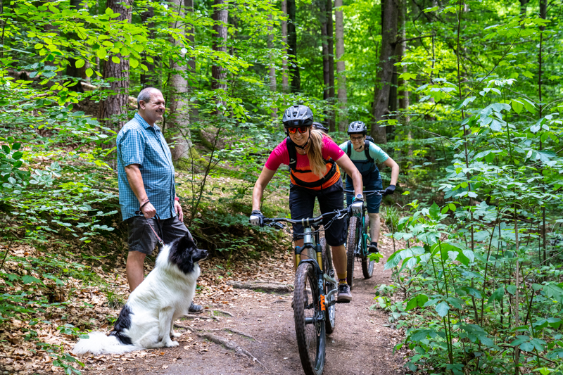 611-ERGOWAVE®-active-2.1-ltd.-Fair-on-Trails_DSC07314-Bearbeitet