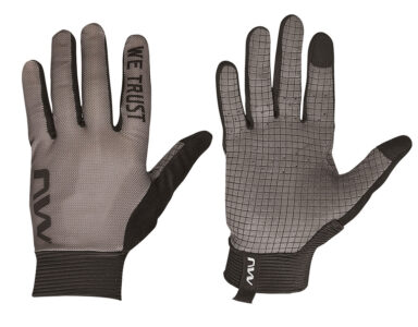 AirLfGlove_c89202331T46-sand.jpg