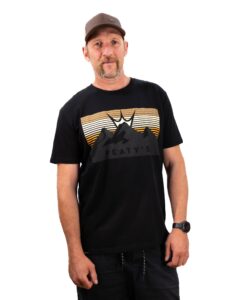 Peaty_s AW24 PubWear Tee - Three Peaks - Studio (3)_cprsd