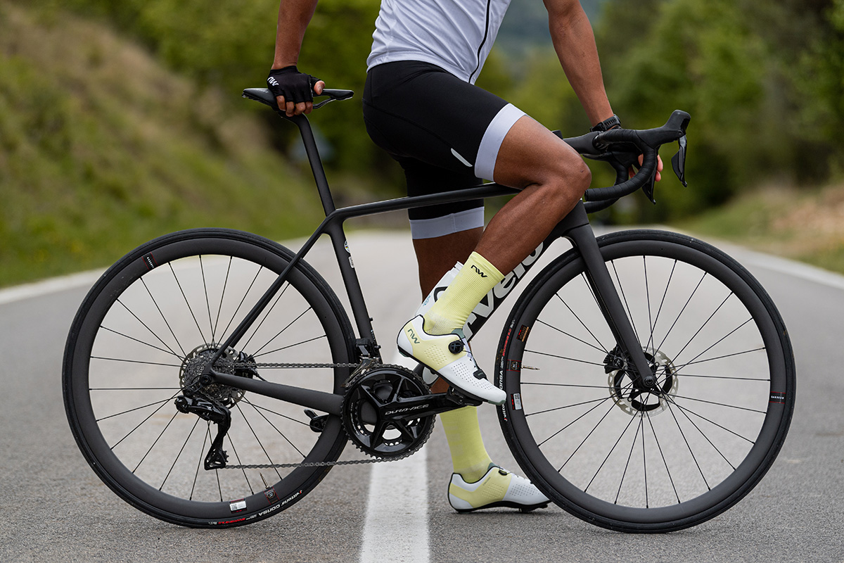 StormCarbon_80251042_NWbike_SS25_639