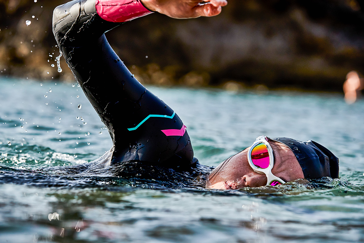 womens_Agile_wetsuit_ZONE3_SJ_110221_10338_Secondary