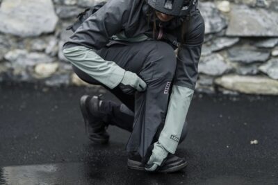 47223-5190_ION-Outerwear_Shelter_Pants_4W_Softshell_women_01_792_action-foot-2