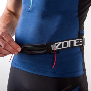 Endurance_Number_Belt_with_Lycra_Fuel_Pouch_and_Energy_Gel_Storage_-_ZONE3_UK-584152