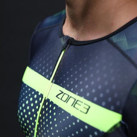 Zone_3_Triwear_Tech_waterrepellent_1200x-450x450