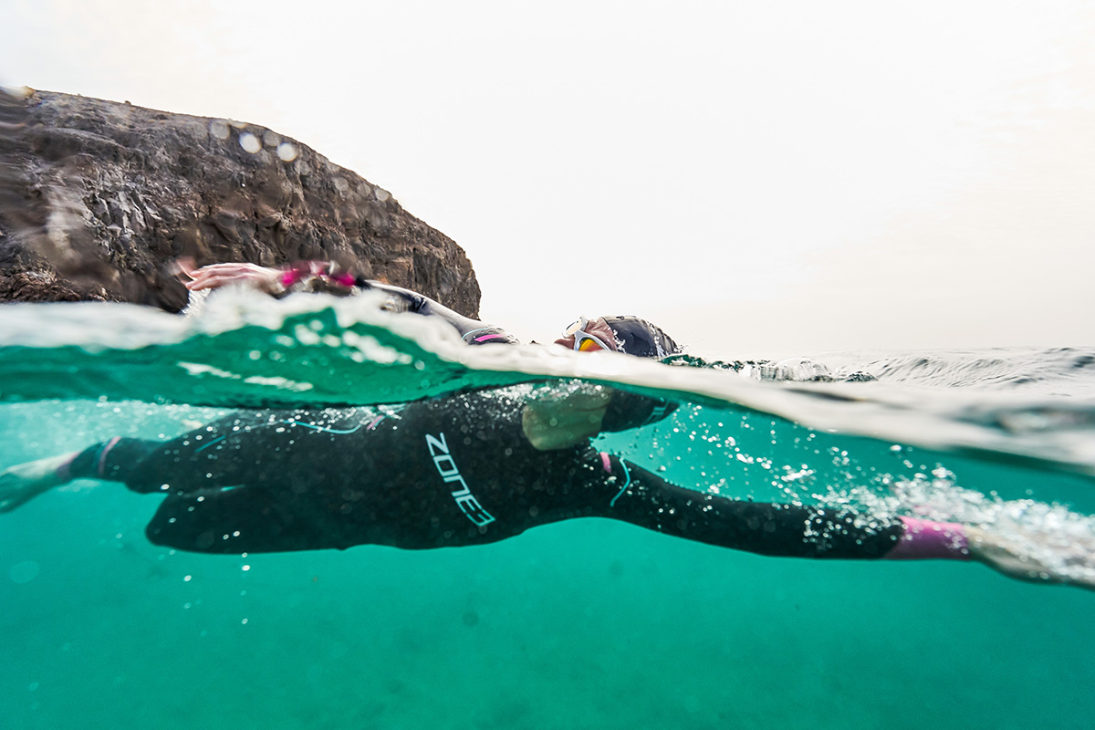 Agile_wetsuit_ZONE3_WS21WAGI114_hero_2